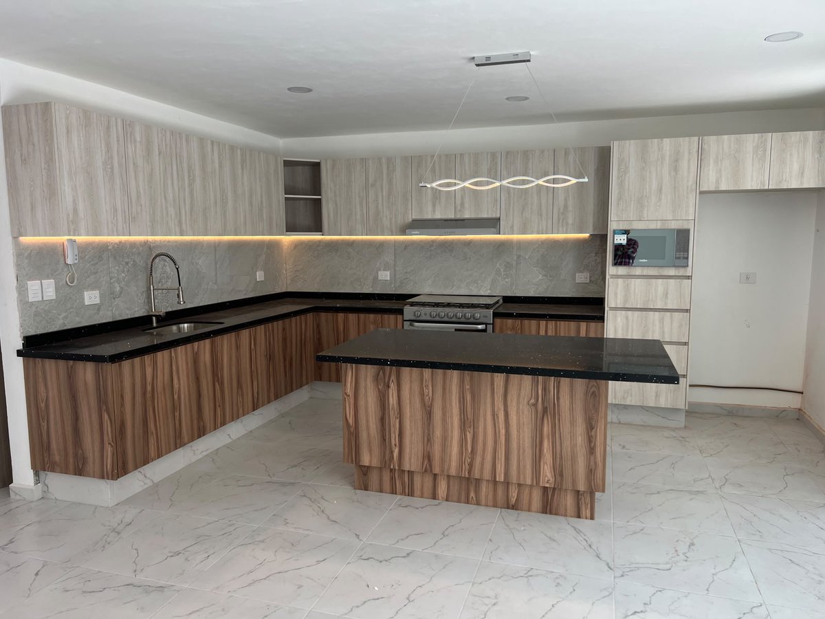 DJB_Digital's tweet photo. Fraccionamiento Maranta 🏡✨ 215.95 m² · 3 recámaras · roof garden con pergolado · casa club con alberca A 450 m de Plaza San Diego 📍 $3,650,000 Escríbeme por WhatsApp https://t.co/8r6E6swFTE 💬 #Cholula #Puebla #CasaEnVenta #Angelopolis #RealEstatePuebla #RoofGarden https://t.co/PAhziSOvu4