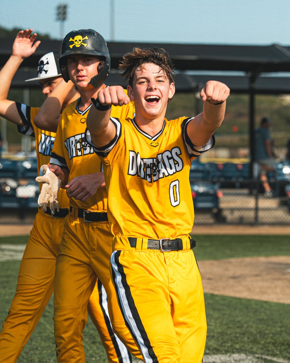 PBTourney's tweet photo. having a day, hbu??!?๐๐๐ #PBTCup
@PrepBaseballGA | @LakePointSports https://t.co/Oq8QvrGaBD