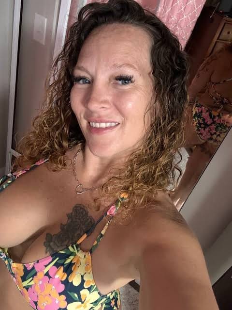BroncoCutig7oj's tweet photo. Do you you like me https://t.co/zyJnaqcGf3