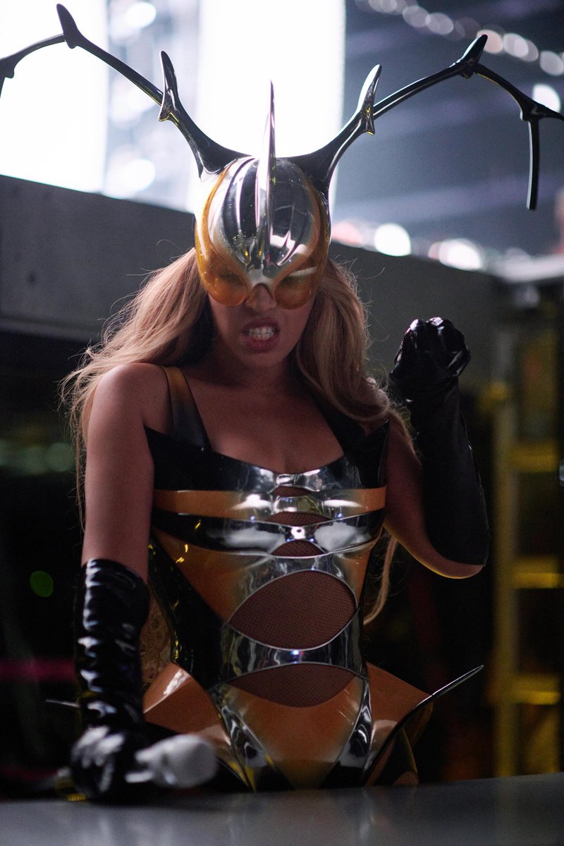 poisonhoneybee_'s tweet photo. BEYONCÉ 4K https://t.co/BGdkxw9E7k