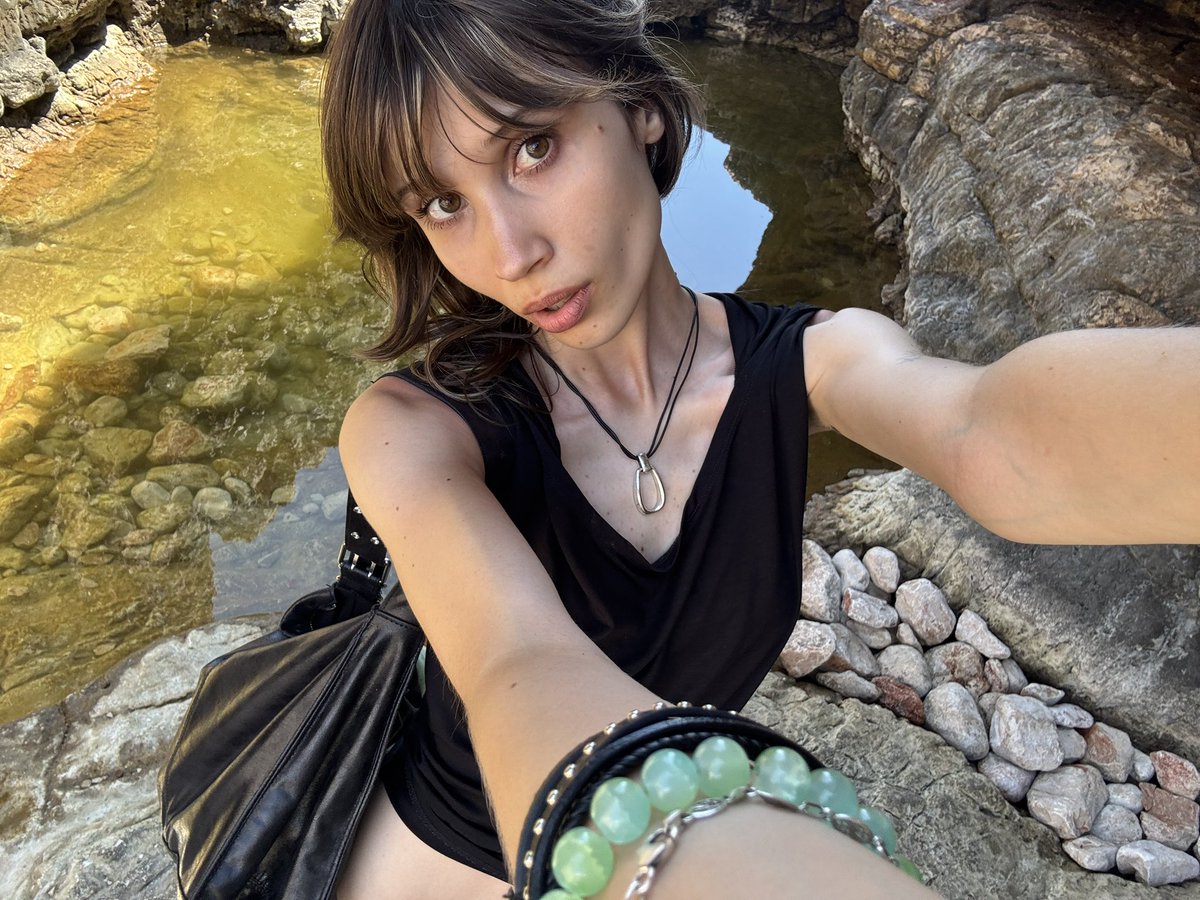 imnotj3ss's tweet photo. kinda insane how i never posted these before https://t.co/iWJid0XRd4