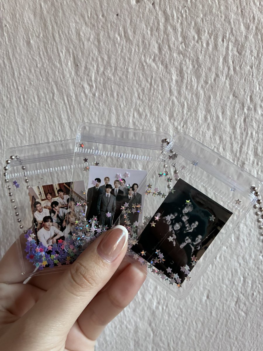 Ed06441475Maria's tweet photo. Freebies finalizados💜 https://t.co/7llGF9Ijs9