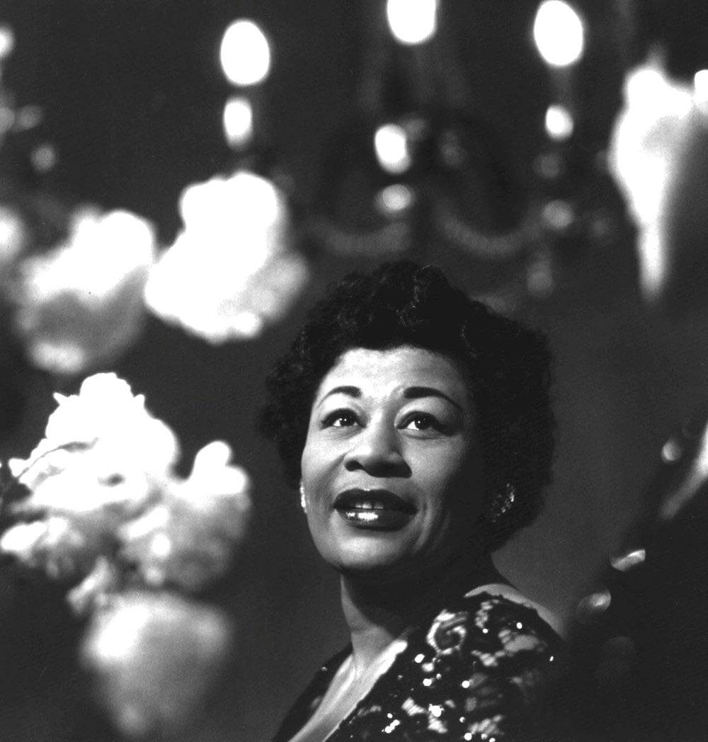 dany_pollet's tweet photo. -Ella  Fitzgerald....  
- Night and Day-from the album 'Ella Fitzgerald Sings the Cole Porter Song Book' (1956) 
Ella Fitzgerald (vocals) Paul Smith (piano) Barney Kessel (guitar) and Others 
https://t.co/7AQRTtBKpb https://t.co/vy6U7RCINK