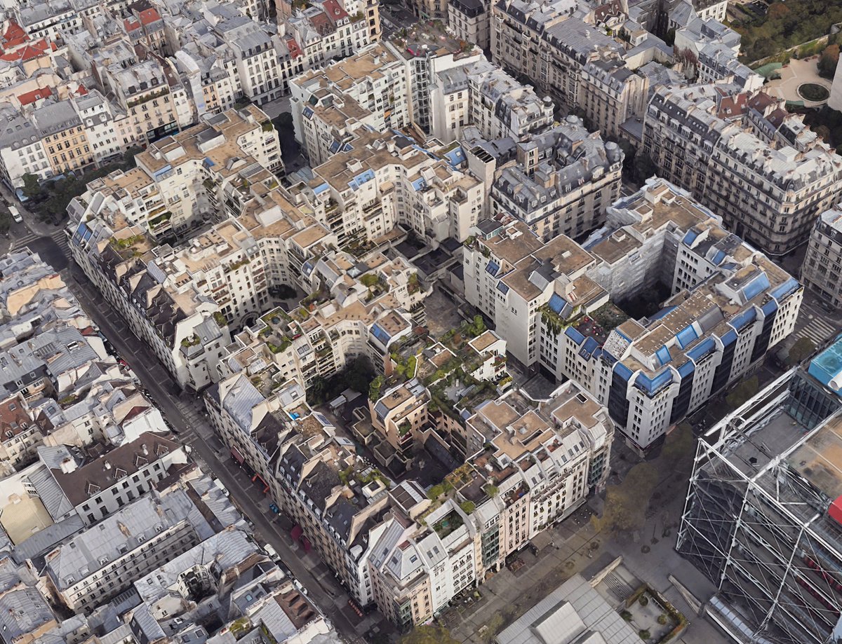 Maverick75003's tweet photo. Plusieurs fois par mois, le Quartier De L’Horloge situé  à côté du centre Pompidou et transformé en zone de tir de mortiers par une bande connue de tout le quartier. Hier,  les tirs ont mis le feu à des terrasses nécessitant l'intervention des pompiers. @MParisCentre une action? https://t.co/owGeUuBvpM