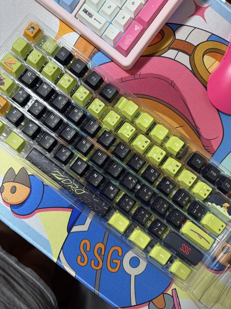 goldenwind404's tweet photo. ส่งต่อ keycaps fantech x Onepiece ZORO
ใช้งานแล้ว สภาพใหม่มาก 

กล่องครบ มีครบทุกปุ่ม

600฿ส่งฟรี

#ตลาดนัดวันพีซ #ตลาดนัดonepiece #ตลาดนัดอนิเมะ #ส่งต่อคีย์บอร์ด #คีย์บอร์ดมือ2 https://t.co/fFHGtZtM3U