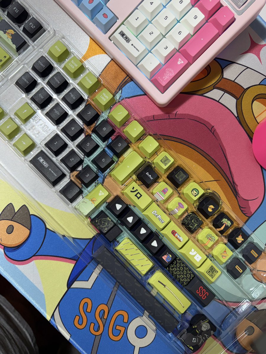 goldenwind404's tweet photo. ส่งต่อ keycaps fantech x Onepiece ZORO
ใช้งานแล้ว สภาพใหม่มาก 

กล่องครบ มีครบทุกปุ่ม

600฿ส่งฟรี

#ตลาดนัดวันพีซ #ตลาดนัดonepiece #ตลาดนัดอนิเมะ #ส่งต่อคีย์บอร์ด #คีย์บอร์ดมือ2 https://t.co/fFHGtZtM3U