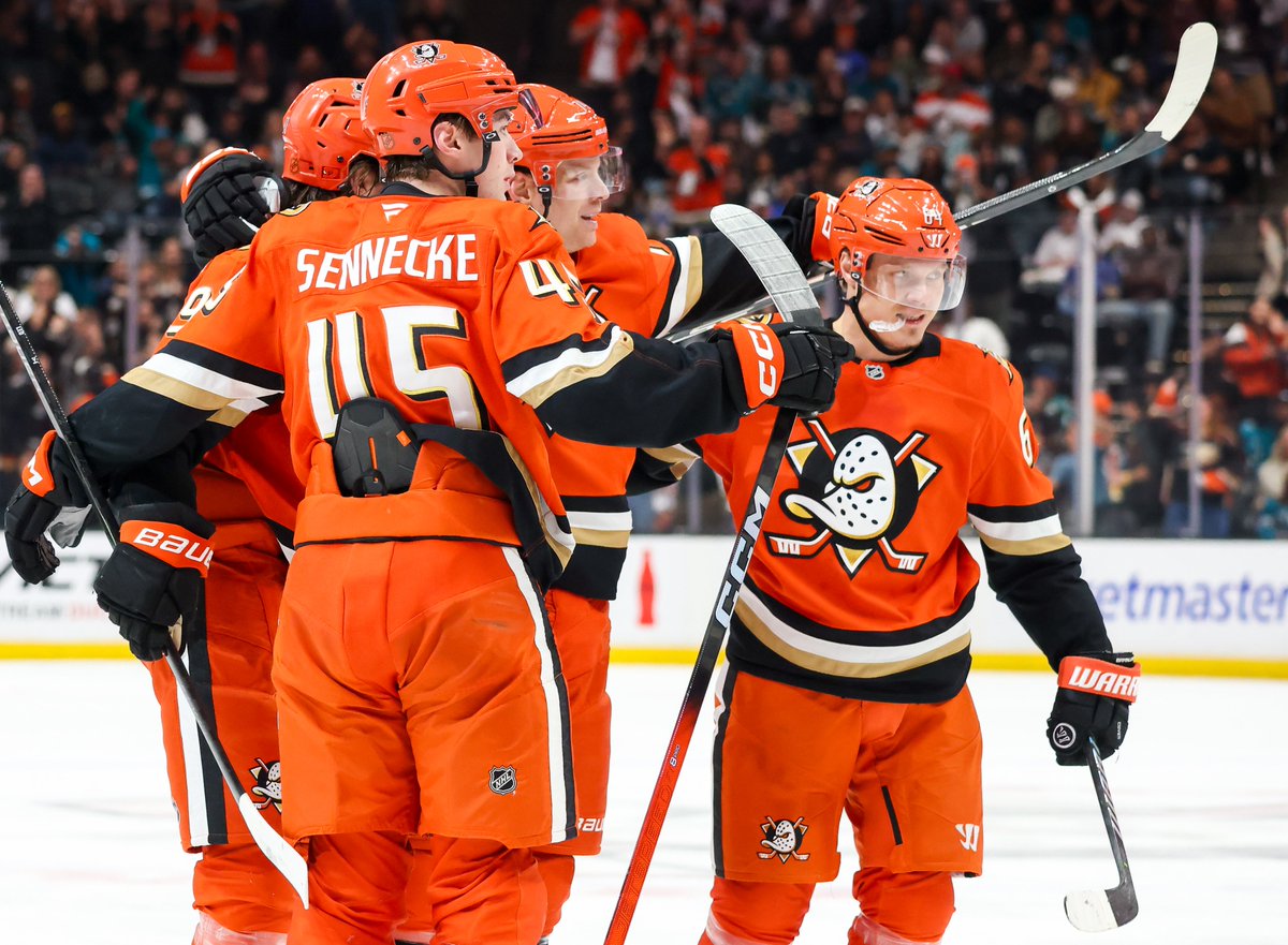 AnaheimDucks's tweet photo. Sunday's roster vs. SJS! 

Carlsson 🦁
Gauthier ✂️
McQueen 💨
Klepov 👀

Full Roster: 
2 — Lacombe
12 — Colangelo
13 — Nesterenko
14 — Helleson
17 — Killorn
24 — Wahlberg
31 — Brossoit
34 — Mitchell
40 — Klepov
45 — Sennecke
47 — Warren
48 — Myatovic
50 — Solberg
59 — Farrell
61 — Gauthier
64 — Granlund
67 — Luneau
68 — Clara
91 — Carlsson
95 — McQueen

🎟️https://t.co/takt5kOHjt
