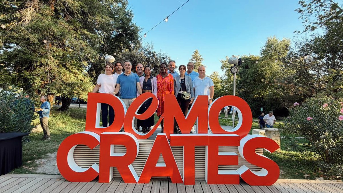 modem87's tweet photo. Un week-end de travail, d’échanges et de débats constructifs durant l’#URMoDem !

Des échanges riches, des idées partagées et une belle énergie collective pour préparer l’avenir de nos territoires 🇫🇷🇪🇺 https://t.co/o0H7xUzQK0