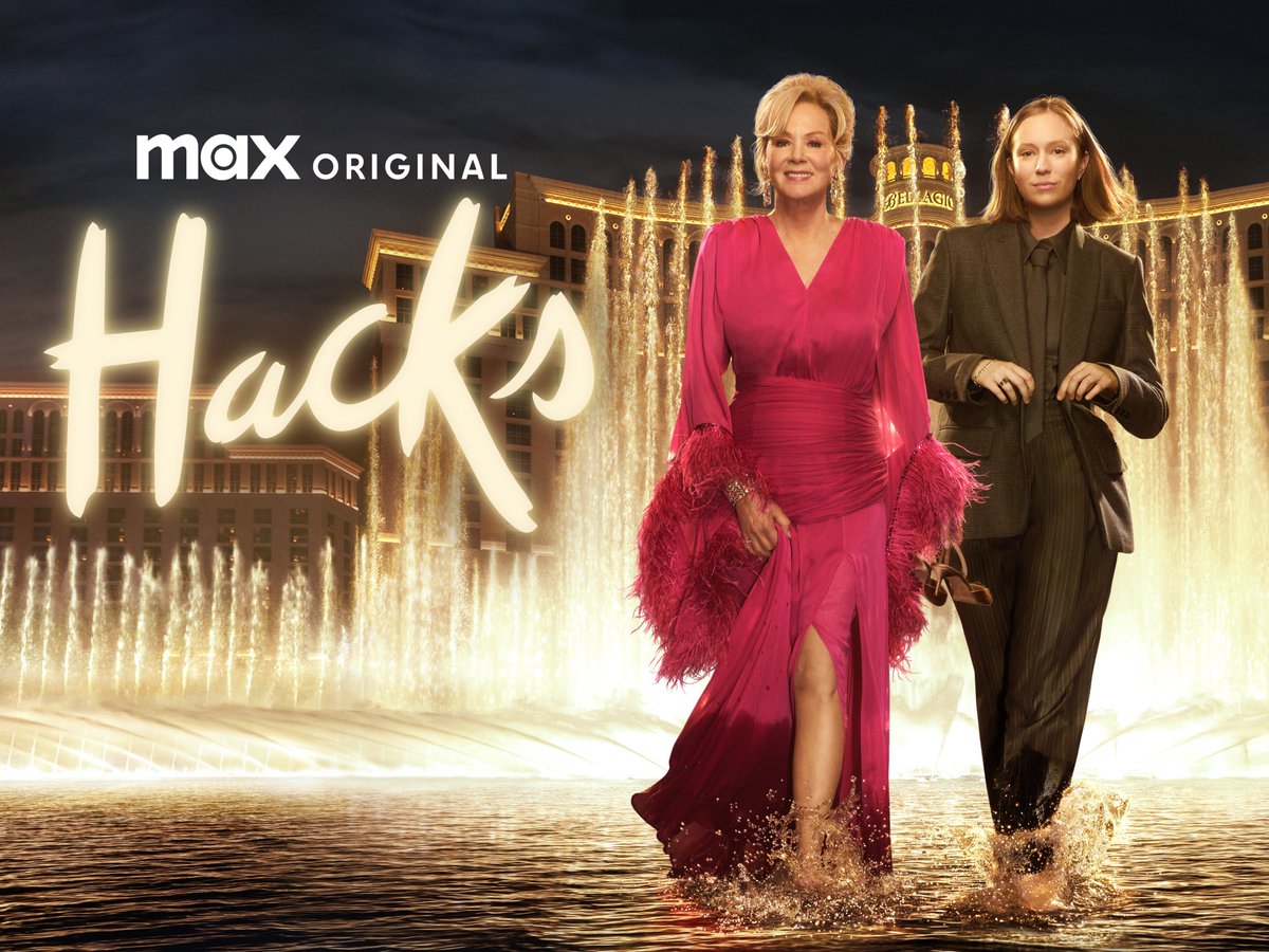 Chiaraandy's tweet photo. Finalmente l'intera serie comedy,che scherza amaramente sulla comicità odierna senza peli sulla lingua,è arrivata anche in Italia

Da vedere per il prezioso ritratto di ciò che avviene al di là dello schermo

Una delle serie più sottovalutate in Italia

#Adoooro #Hacks #HBOMax https://t.co/K5ZXBCTZ5J