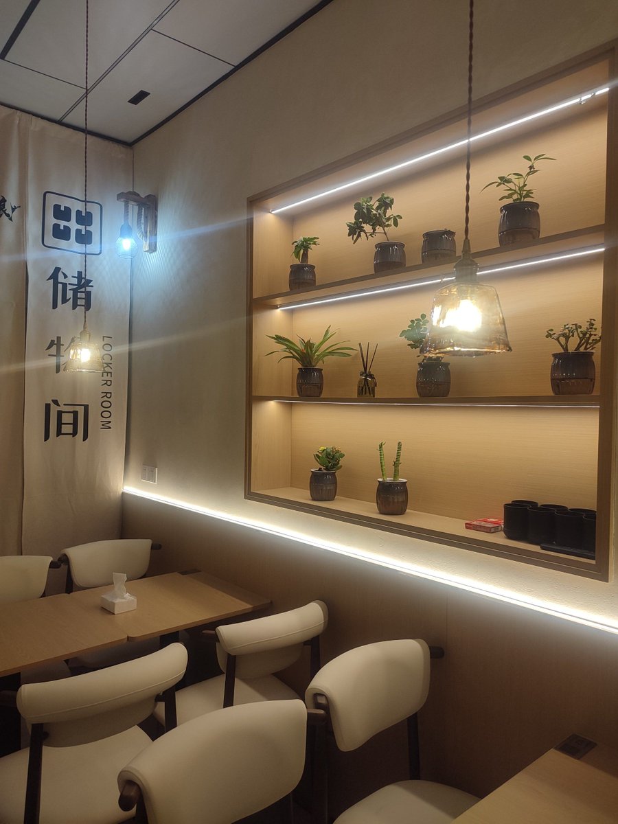 71y74w5vgMt7cnm's tweet photo. Fresh coffee, chilled snacks u0026 daily essentials restocked at our corner store today! Swing by for quick grabs https://t.co/6PW6fnegU6