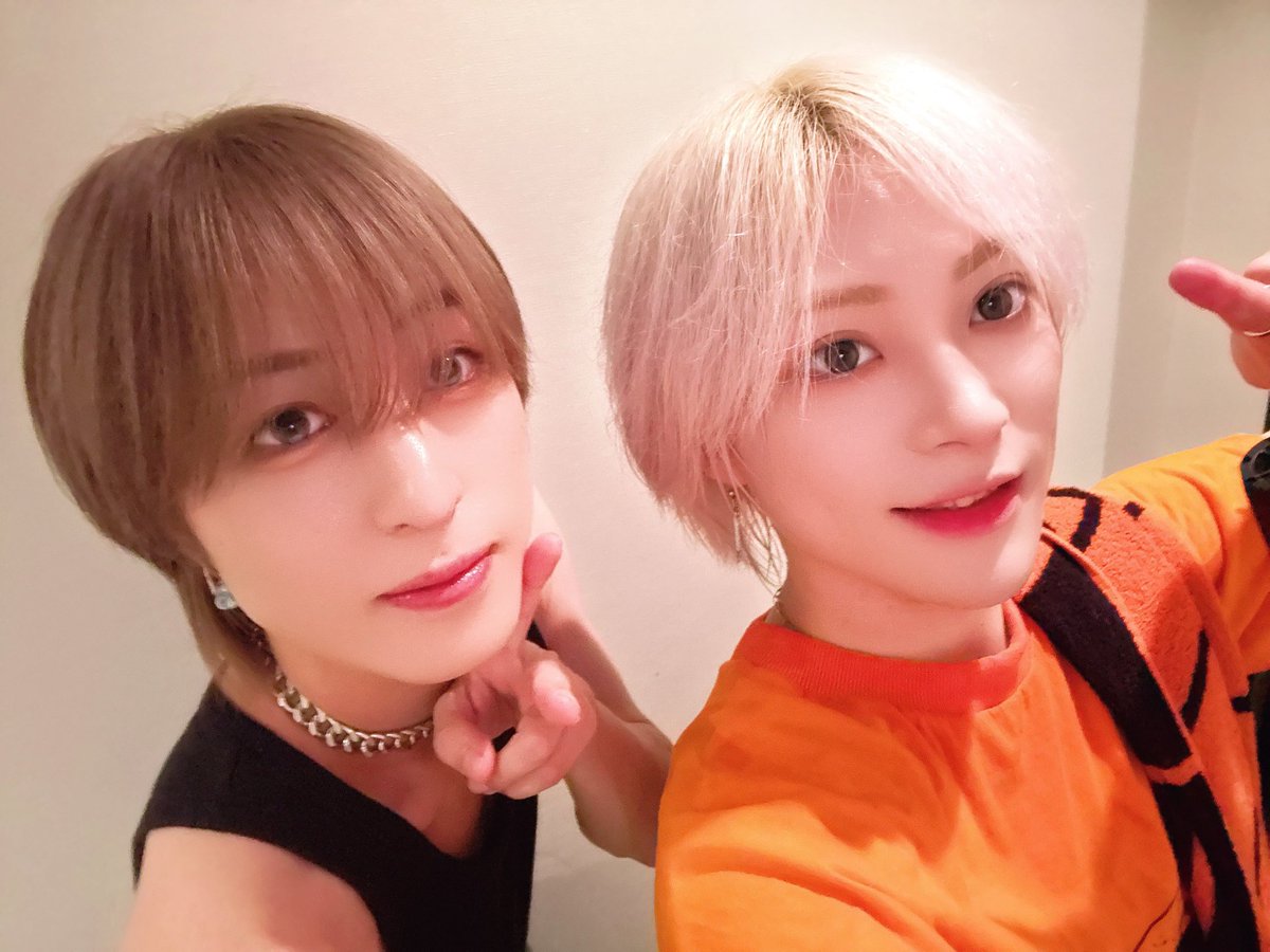 yikes_sota's tweet photo. 9/20 MOVEMENT NIGHT

初深夜イベありがとうございました😊
眠たかったり次の日早かったりする中で来てくれてありがとう🥹

広いステージ楽しかった！また立つよー🔥

けいくんと撮りました📸 https://t.co/7UQf9jLNrK