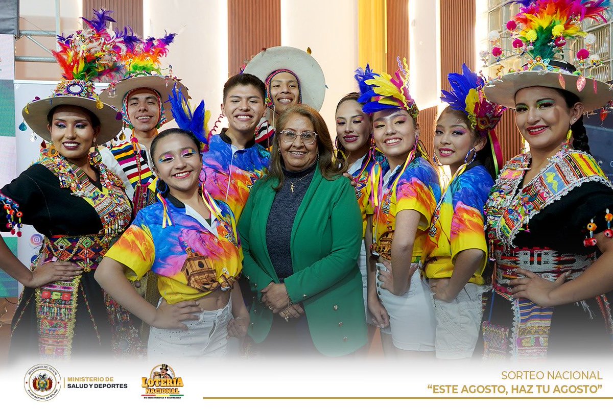 lonaboloficial's tweet photo. Desde la Lotería Nacional, agradecemos a la Compañia De Bailes Tradicionales Charito Carazas Oficial por sumarse con su arte a nuestro Sorteo Solidario “Este Agosto, Haz tu Agosto”. 
¡Que la solidaridad nunca se termine! ❤️💛💚
#LoteríaNacional #CharitoCarrazana #FolcloreBolivia https://t.co/l0urppFkop
