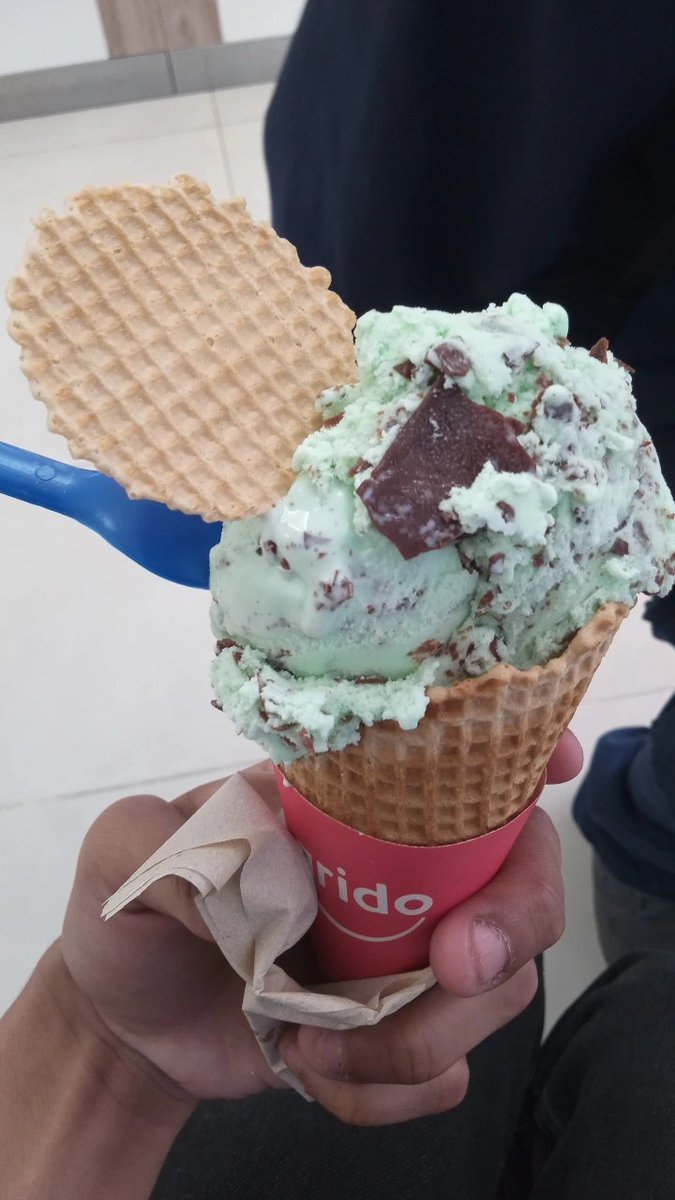 dannicarp_'s tweet photo. Te amo menta granizada y me lo lloran los putitos que la odia https://t.co/I83xL67fXm