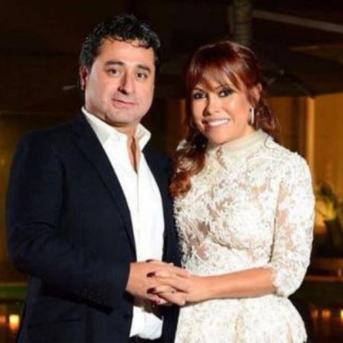 JEESxorcismo's tweet photo. Qué rápido estoy viendo nuevamente lo que es el fujimorismo en el poder. En 53 días de gestión:
1. Magaly saca ampay para tumbarse a @DiarioDeCurwen.
2. Hildebrandt @ensustrece revela al amigo de spa de Keiko y a las pocas semanas les cae la Sunafil.
3. La periodista China Polo, que acababa de sacar en su programa una nota contra Magaly y su esposo y estaba por sacar mañana otra que incomodaría a altos socios políticos de Keiko, es asesinada a balazos.
Si alguien vivió el fujimorismo de los 90 no puede ver esto como simples coincidencias.