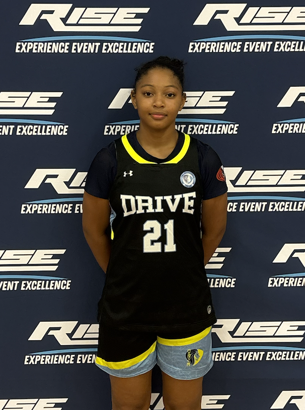 RISEReport's tweet photo. Final:
FBC Drive Blue - 47
Areona McKoy - 14 (MVP)
Jade Bell - 14
WNC Lady Royals - 45
Zayleigh Chekelelee - 14
#RISEEvents #AssistU #ProvingGroundShowcase
@RISEReport @Assist_U_ https://t.co/bJLn9uIlQp