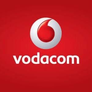 KimKimuntu's tweet photo. C’est avec regrets et déception que nous adressons ce message aux responsables de Orange, Airtel, Vodacom et Africel.

Nous a avons assez de vivre  cette situation liée à vos fournitures d’internet au Congo 🇨🇩 exaspérée par la mauvaise accès aux services essentiels liée à l’internet. Nos gigas et mégas ne sont pas achetés seulement pour vos profits mais aussi pour rendre un service acheter avec les normes d’échange commercial et surtout que la facturation est déjà déjà élevé par rapport aux autres pays qui fournissent régulièrement et intégralement leurs abonnés.

Cette situation est devenue intolérable. Les usagers ont droit à un service fiable et conforme aux montants qui leur sont facturés. Nous exigeons des explications précises, une communication transparente et la mise en œuvre immédiate de solutions durables et adéquates.

Que Son Excellence Ministre de la communication et médias #Patrick_Muyaya nous vienne en aide pour régulariser cette situation qui nuit à la population.

Ça doit s’arrêter Paulette Kimuntu Kimpiob Patrick Muyaya Katembwe La Présidence RDC @Judith Suminwa Tuluka bosolo na politique officiel