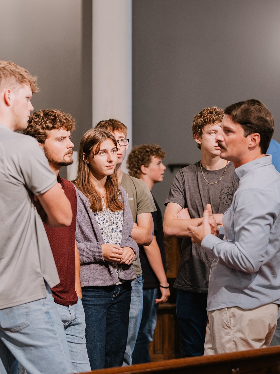 Ligonier's tweet photo. It was a tremendous blessing to gather with hundreds of teens today at the #AlwaysReadyConference in Sanford.
They enjoyed a day of teaching and fellowship centered on God’s Word. May the Lord use this time to strengthen them for a lifetime of service to Christ and His church. https://t.co/Xpj3pir7ra