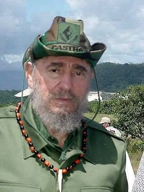 CamilaGzlez34's tweet photo. "Los revolucionarios debemos tener conciencia muy clara de nuestros caminos, y una confianza muy sólida en la victoria." 
#100AñosConFidel https://t.co/wVLQP0PK6X