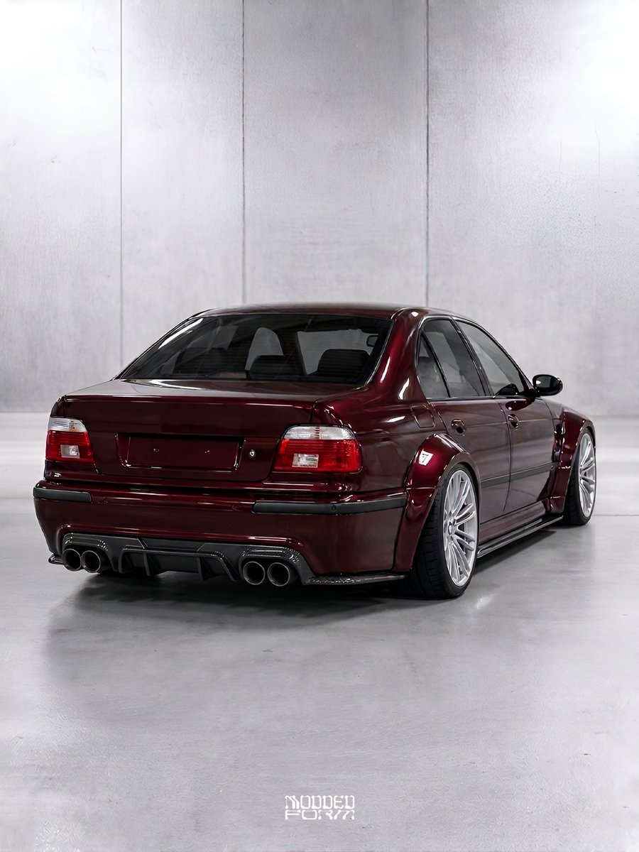 ApexDistrictX's tweet photo. Restored 2003 BMW M5 E39 “Red Wine” https://t.co/dudCgsSyjw