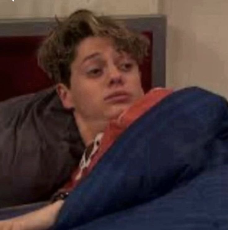 anemicreader's tweet photo. @GraceMerlinia @smuttytoast Mind you—we'll all be looking like this—that's how I looked when my friends texted me about that 5AM teaser 😭 https://t.co/u2GQKpzMtC