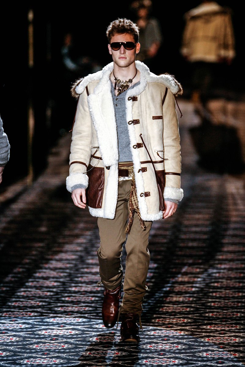 8irth's tweet photo. gucci men's fall/wint 2008 https://t.co/CDW9RVb7ey