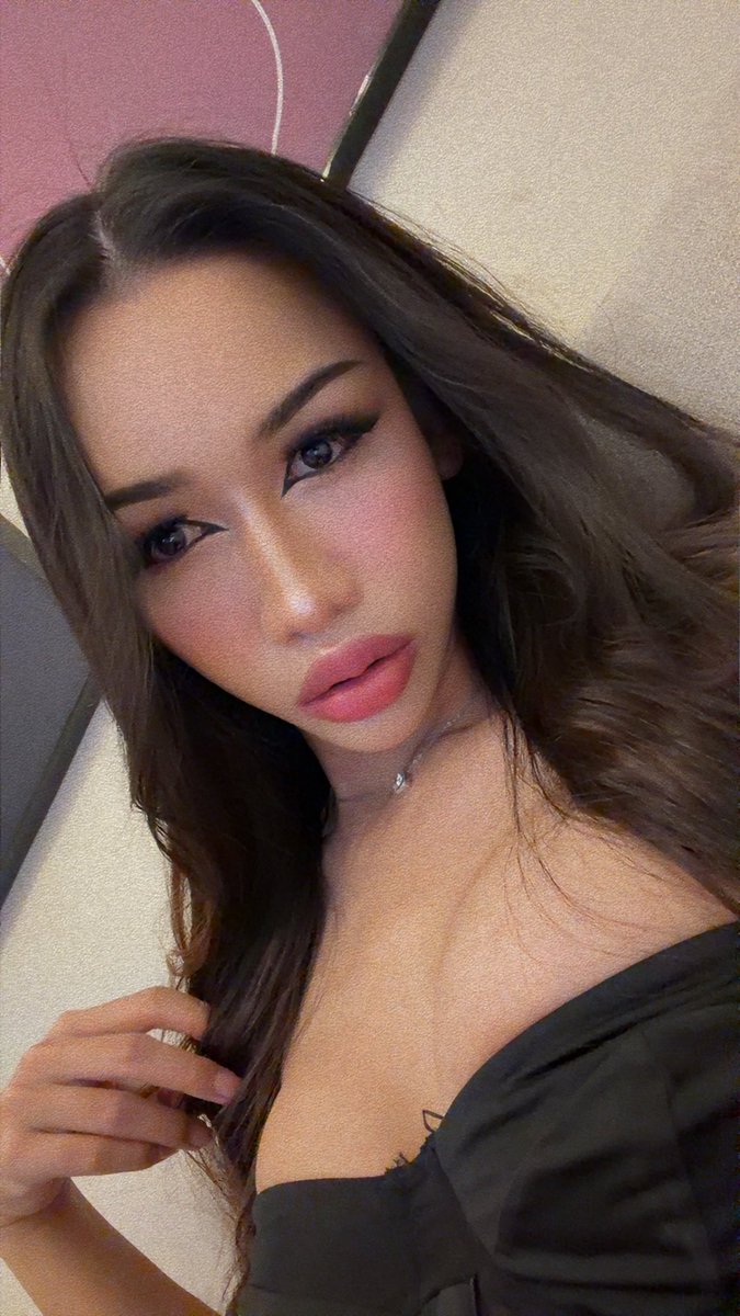 untxidy's tweet photo. #ladyboy_jeddah 
📍Jeddah 
#jeddah_ladyboy 
#ladyboy_both_in_jeddah https://t.co/ntVdkwvaU5