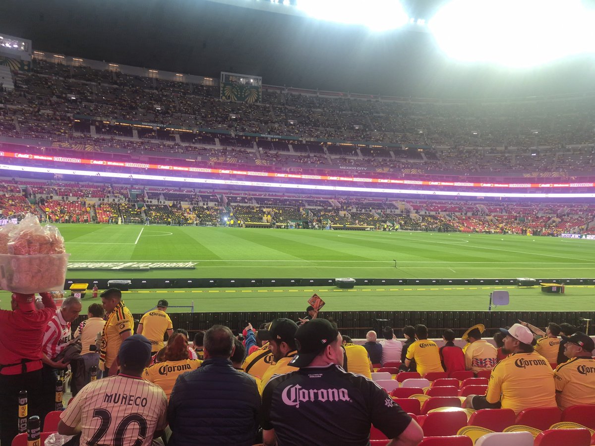 _minluver's tweet photo. Cámara chivas pónganse chidos, hoy se gana si o si https://t.co/1WvYAZ4g7z