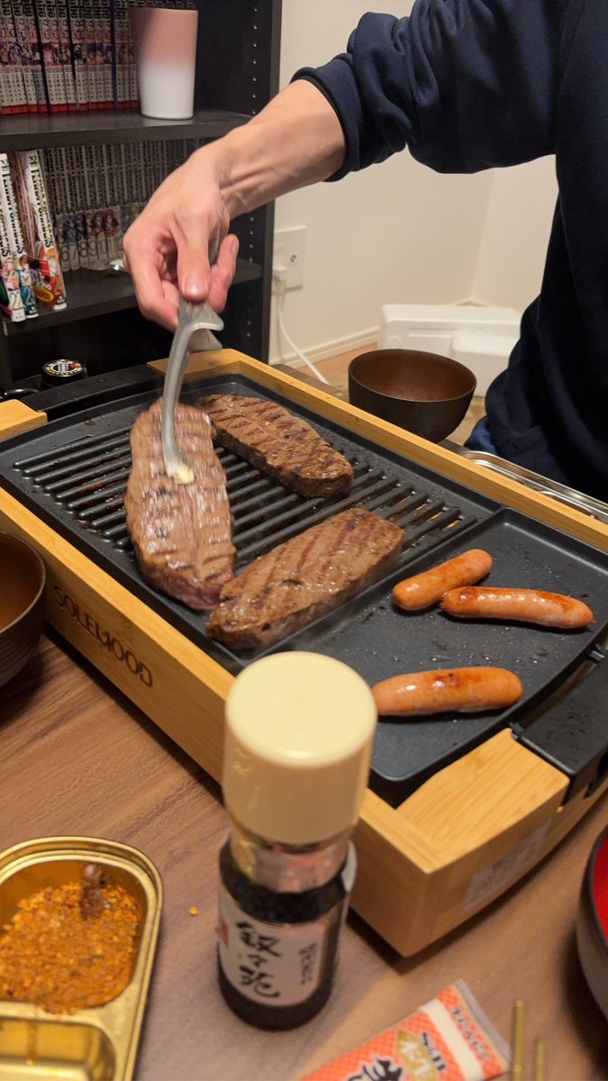 pepechannradio's tweet photo. 家で焼肉🏠 https://t.co/AEP8xgnIvu