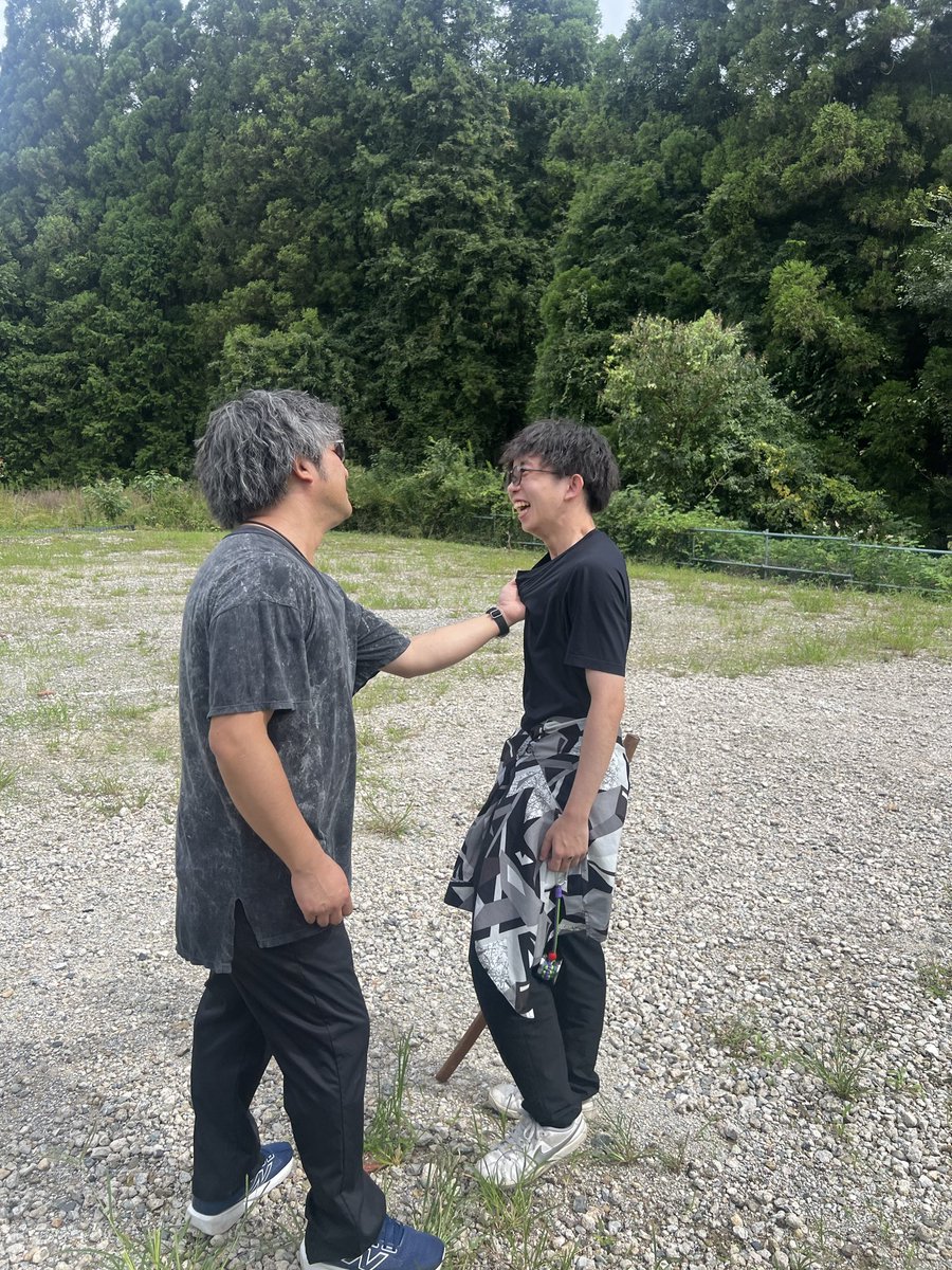 hato19831's tweet photo. 内紛勃発 https://t.co/1eW52ZvBkI
