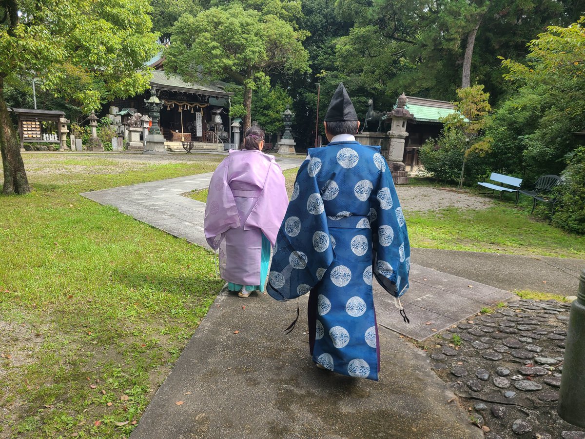 yagitakeyuki's tweet photo. 本日の午前中は地元神社にて稲荷講大祭に参列、参拝をしています。 https://t.co/QcUBIClvJV
