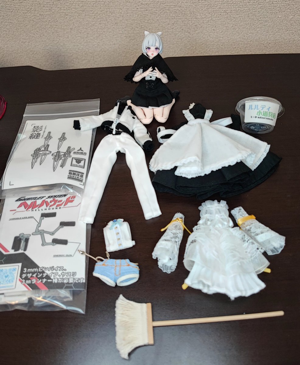 Yusei5028915931's tweet photo. ブンノイチの戦利品!
一部開封済みです。
皆様ありがとうございました!

@suzuki_kaido　様
@amagami_ya　様
@giuniu0　様
@L2077276　様
@YukikazeJ7W1　様
@bkmania2006　様
@AtelierMiku39　様
@soratobiei　様
@dounasi　様
@murasatoya_s　様
@makeursunnyday 　様 https://t.co/uBaPu3rmE2