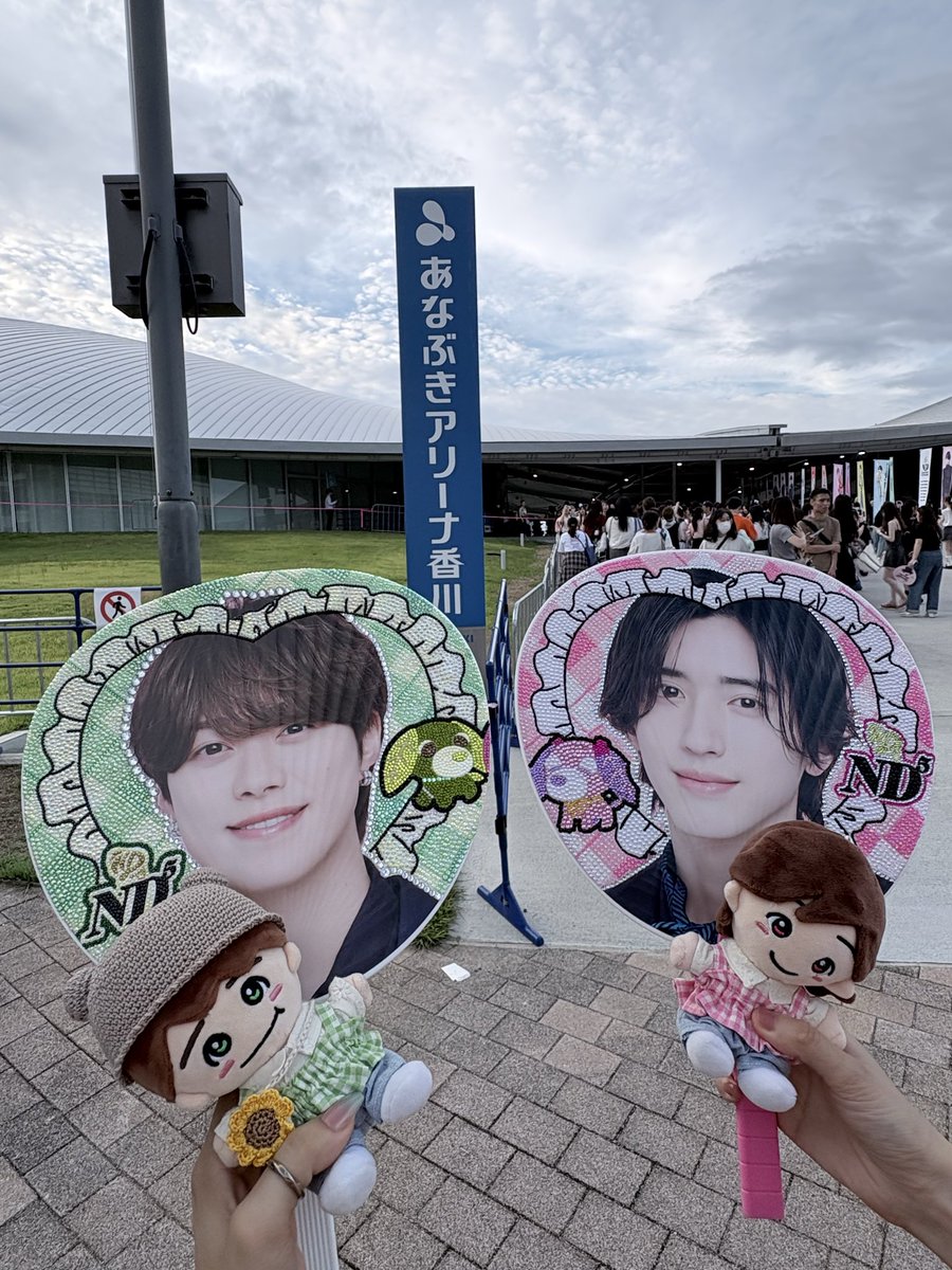 san_pudding89's tweet photo. 昨日はサプライズしてちぃちゃんと単番同士だけど同じ空間入れてよかった🩷💚
サプライズ大成功！よかったー！
次はカミガタや！ https://t.co/5gZUTSMvlb