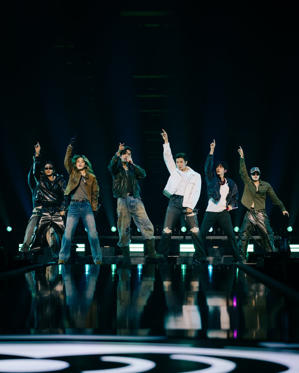 iHeartRadio's tweet photo. #BTS didn't come to PLAY! 🔥 #iHeartFestival2026 https://t.co/l50WWKopHP
