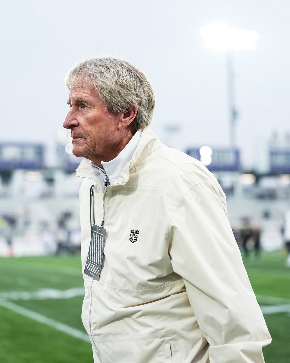 NUFBFamily's tweet photo. Welcome Back Coach 🫡

Proud to welcome legendary head coach Gary Barnett back to Evanston! https://t.co/bieeOikVyR