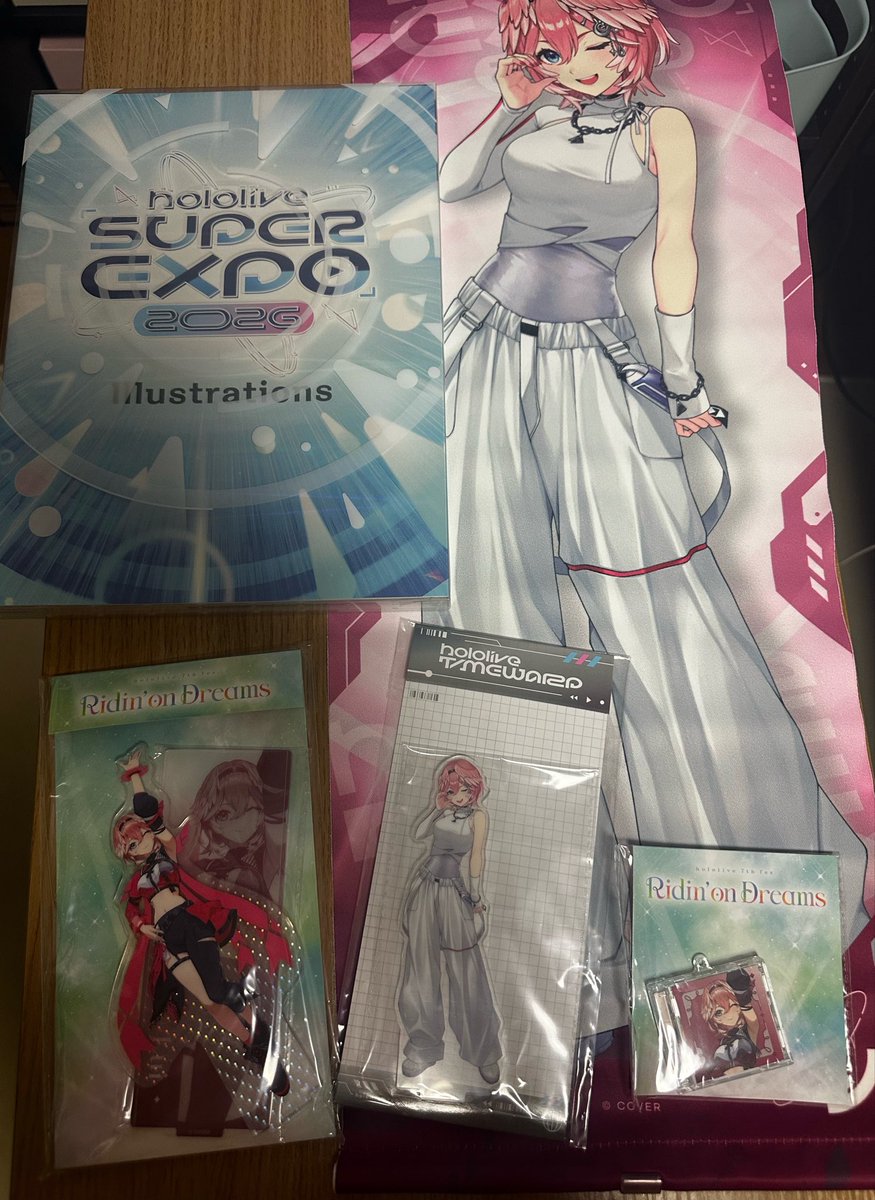 akacolorx's tweet photo. fes.EXPOグッズ届いたー！！
超ビジュが良い🥰

本マジで買ってよかった😆 https://t.co/JIvD8Ube0c