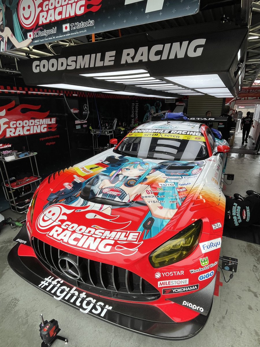 goodsmileracing's tweet photo. いまの4号車
(み) #fightgsr #SUPERGT https://t.co/ef7mJ3XrJS