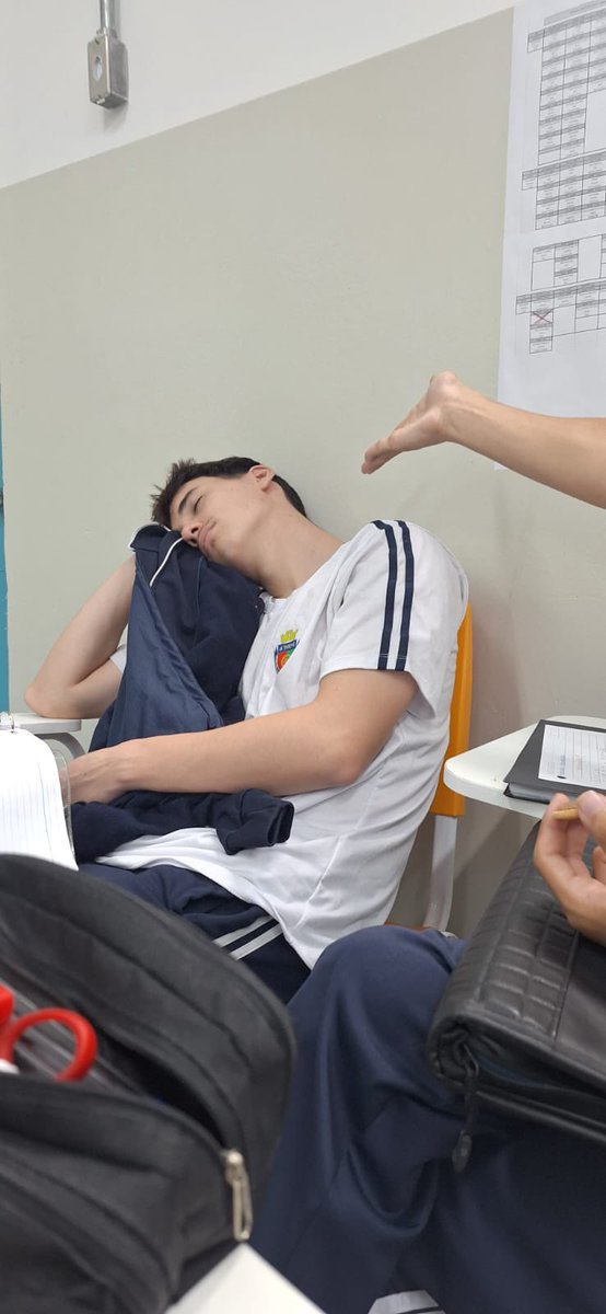 DimasBega's tweet photo. Olha como eu adorava a escola kkkkkkkkkkkk https://t.co/fH3HXH4wkH