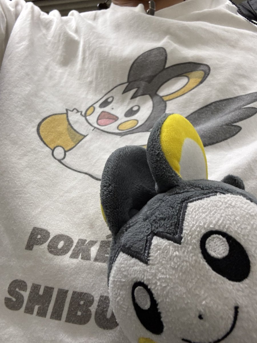 FearRibbon's tweet photo. えもけっと行ってきます！ https://t.co/jclhmgfJQw