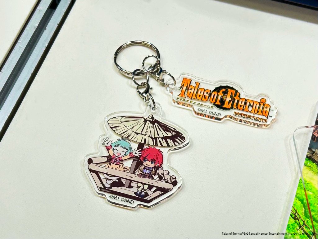 talesof_evinfo's tweet photo. ◥◣ #TGS2026 ASOBI STORE出張所 ◢◤

「東京ゲームショウ 2026」
一般公開DAY2 開催中🎉

描き下ろしのキーホルダーや、
重ねることでスキット画面を再現できるコースターなど！

幕張メッセ11ホールへぜひお越しください✨

✅ラインナップ・注文票はこちら！
https://t.co/JD7YlWmiVJ https://t.co/T4fb9RP9ek