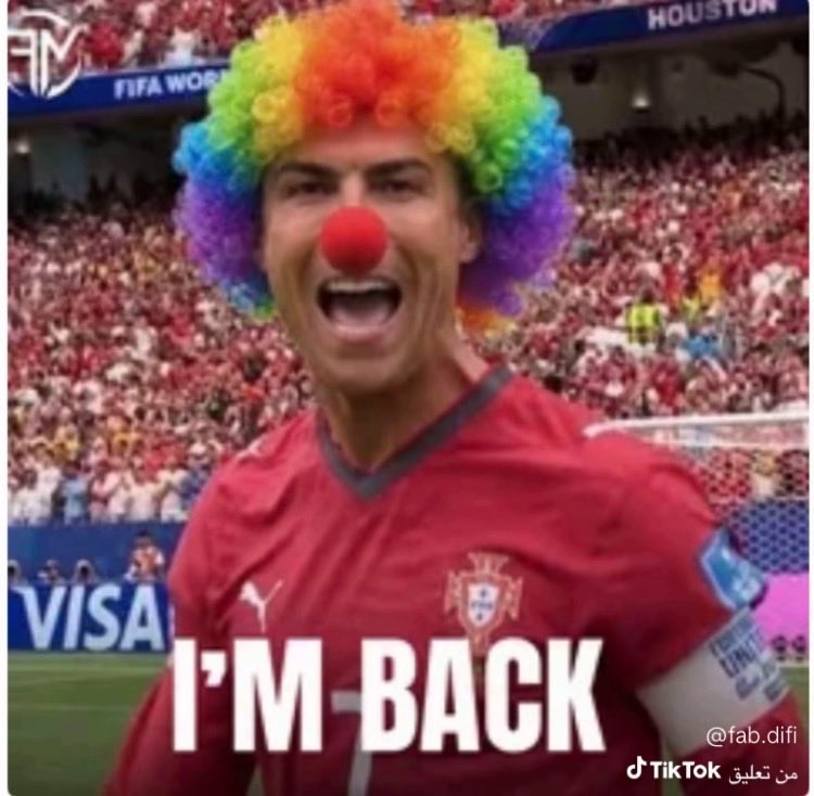 eziohmz's tweet photo. @Forca_Fcb وهذا المهرج مستمر علي تدمير اجيال البرتغال https://t.co/v2xoxYe6qb