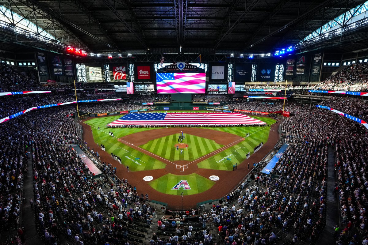 ChaseField's tweet photo. Home is our favorite place. https://t.co/iaKOVWhe83