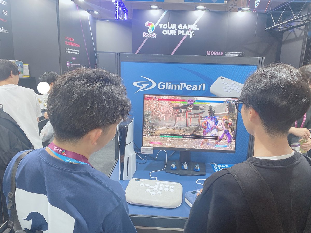 iku_410's tweet photo. #TGS2026 最終日！

本日も #WizardRoom 様のブースでお手伝いさせていただいております🪭

格ゲーしたことない方も大丈夫ですよ！
是非 #GrimPearl 試遊しにいらして下さい✨ https://t.co/2k1X8rReKk