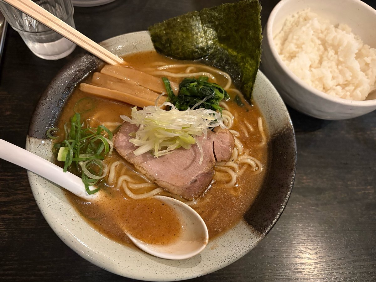 KM930_kyoko's tweet photo. 昨日は少しだけ遠くまで
初代カバネリ確保で即低設定確信するも伸びが凄まじく大勝ち
防災グッズも貰って早めの撤退やった https://t.co/ow0yzDPLmU