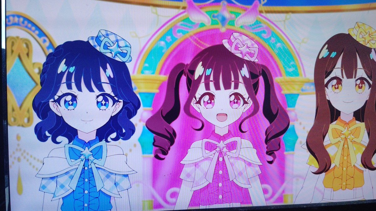 dongurimura918's tweet photo. おりびあとナナのデュエットやエマの画像です！
おねがいアイプリの放送はおねがいアイプリ部とエルプが登場しているみたいので！↓#おねがいアイプリ https://t.co/IeyqvLF0b6