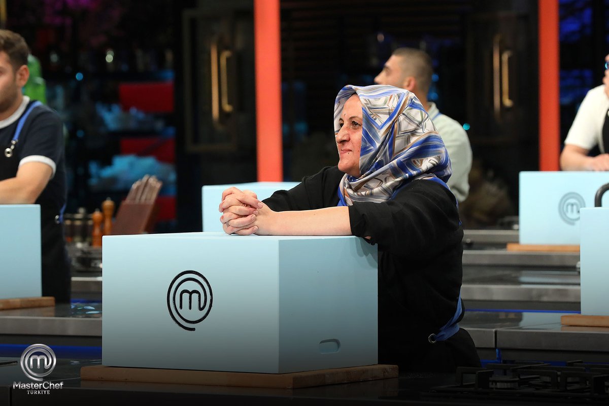 TvMasterchef's tweet photo. MasterChef Türkiye 2026'da günün eleme adayları Nurten ve Ayşe oldu.  #MasterChefTürkiye #MasterChef #ACUNMEDYA #TV8 @Danilo_Zanna @chefyalcinkaya @SomerSivrioglu https://t.co/BpeSV7yICk