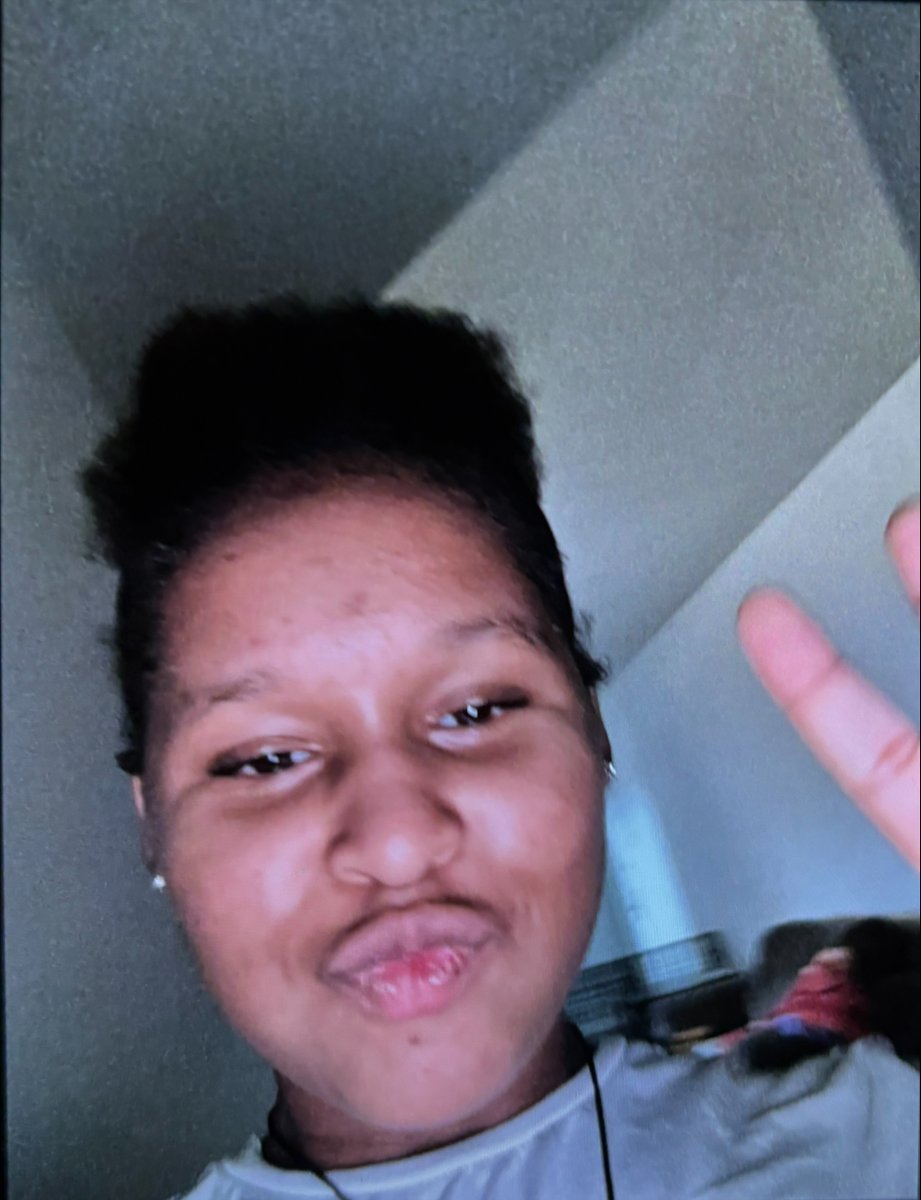 BaltCoPolice's tweet photo. Missing 12 year old juvenile by the name of DeAubri Myers from the Parkville area. Any one with any information is asked to call the Parkville Pct, 410887-5310 or 911. #PleaseShare #helplocate #BCoPD #missing https://t.co/S9P7ASaA3V