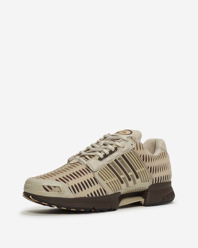 KicksFinder's tweet photo. Ad: The perfect pair to keep you cool and comfy. Available via Snipes USA
adidas Climacool 1 "Wonder Beige/Brown"
$150 (FREE Shipping)

>> https://t.co/dwSGXxQKV3 https://t.co/ZkdzTENN57