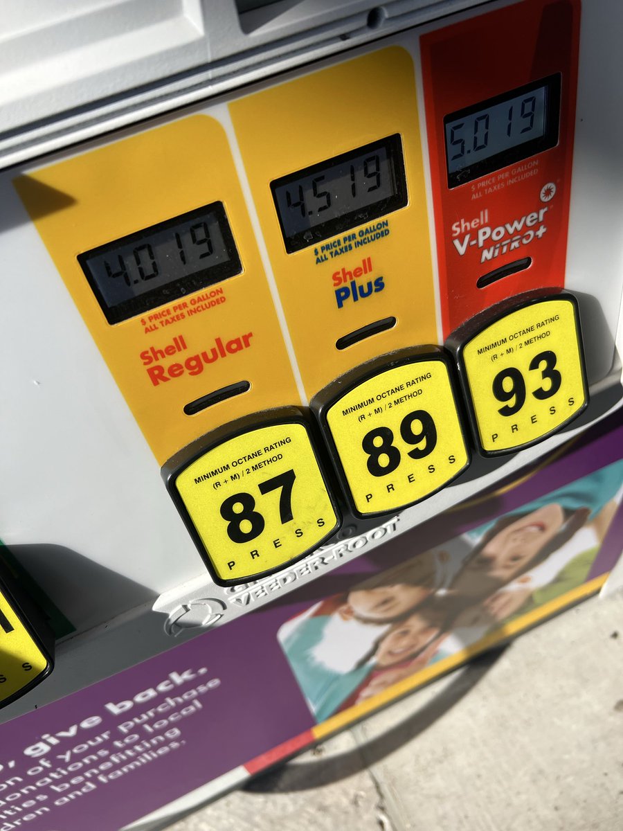 Riflemanscreed2's tweet photo. Gas price check!!!! Jeez
WHAT YALL GOT???? 👇
$4.09 a gallon…  😬😵‍💫
I’m putting gas every other day in the bronco… https://t.co/CoJPreDjag