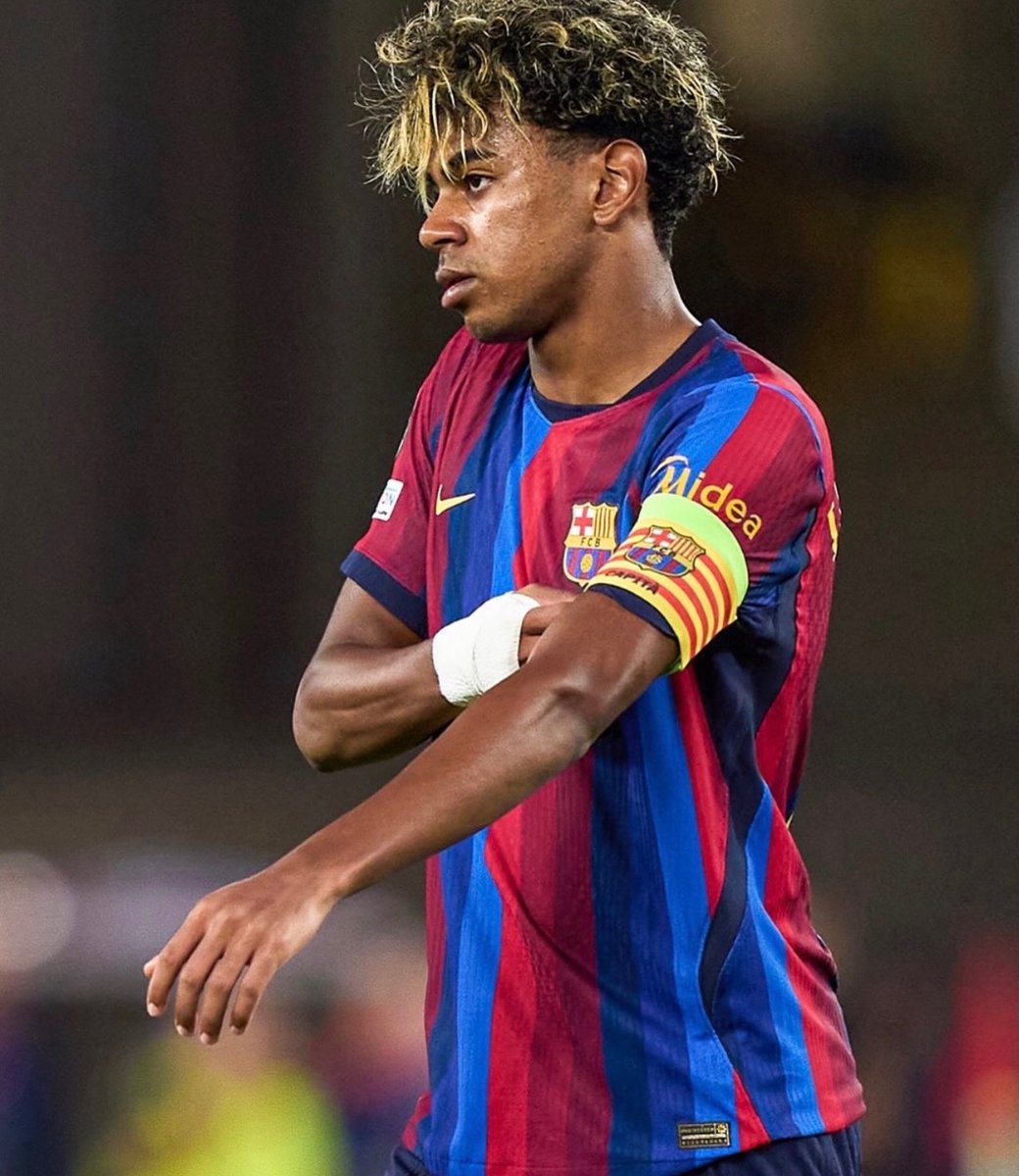 ContextfreeFCB_'s tweet photo. 🚨 DISTURBING FACT: Lamine Yamal has now registered 17 Goals and assists this season. 

By this time last season, he had just 5 G/A. https://t.co/efmEsF10KY