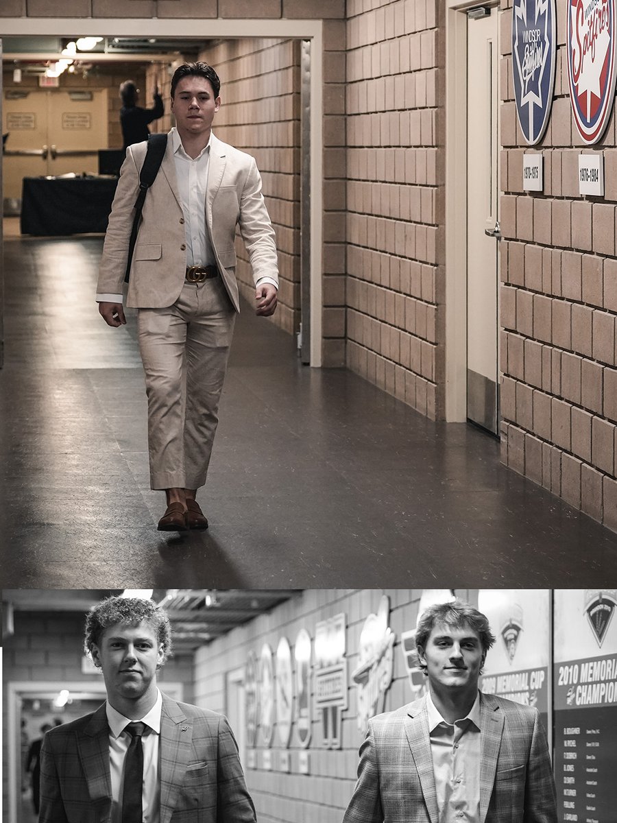 SpitsHockey's tweet photo. First walk-in’s of the season 😎

#builtforflight | #windsorspitfires
Puck drop at 7:05pm - who’s coming? https://t.co/aIVGAORZ3S